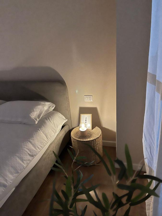 Mh Apartment, Free Parking, Flexible Check In Tiranë Ngoại thất bức ảnh
